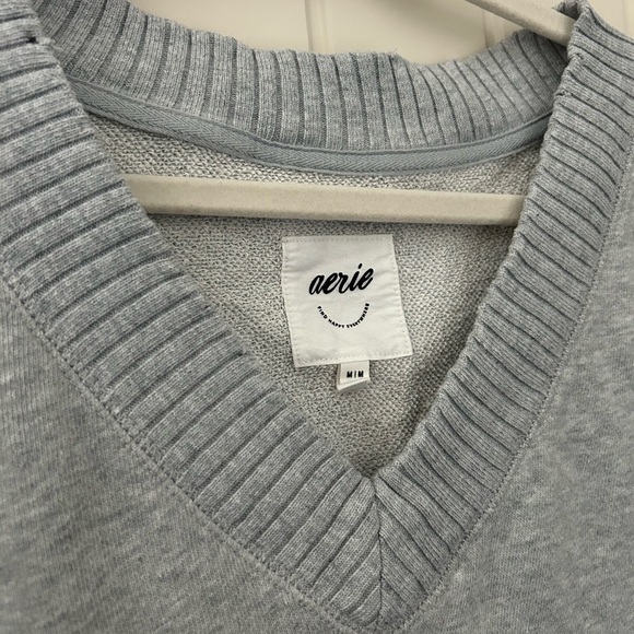 Aerie Grey Distressed Terrycloth V Neck Sweater - Picture 2 of 4